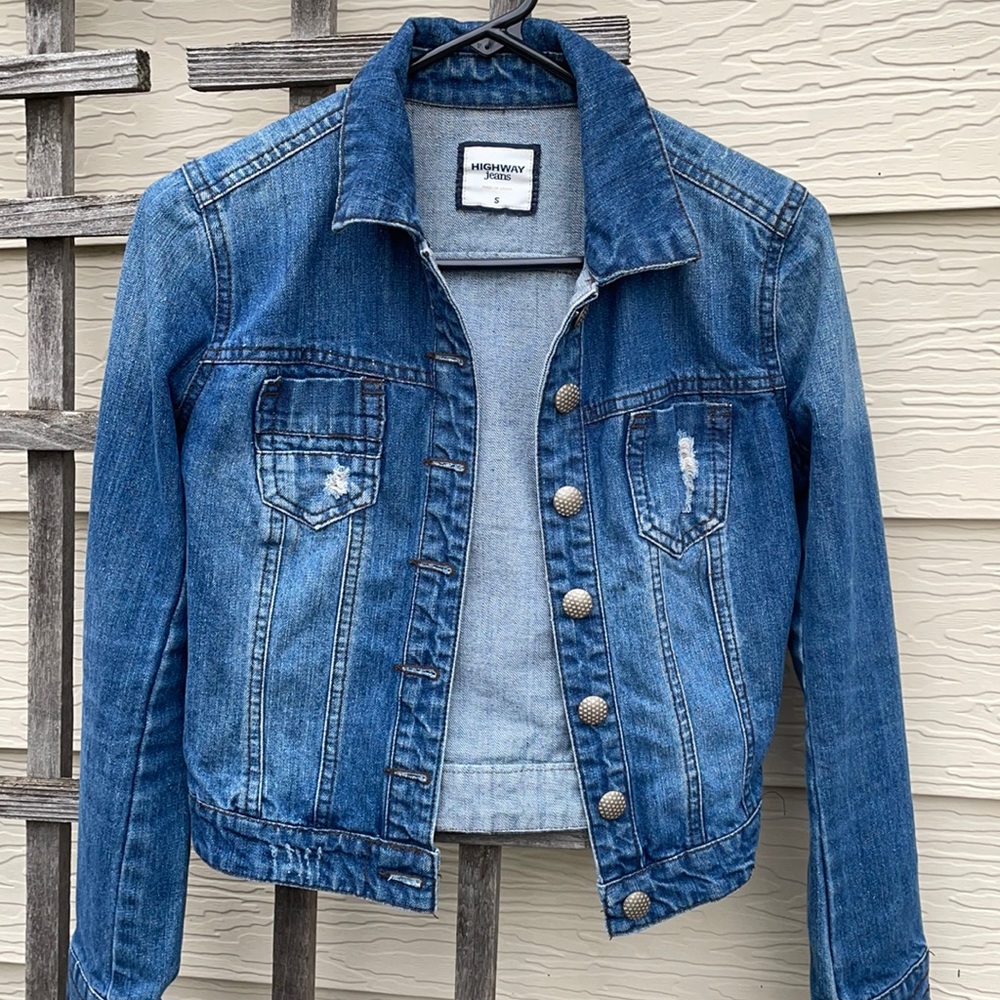 Women’s Jean Jacket